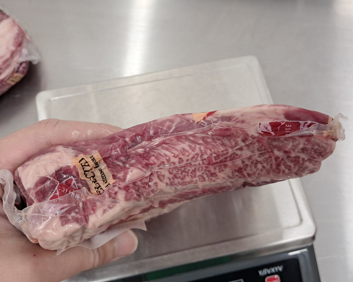 原件無骨牛小排M3+ bonelesd Beef Short Rib